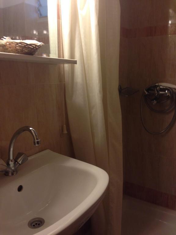 Noufara Hotel Kamena Vourla Buitenkant foto