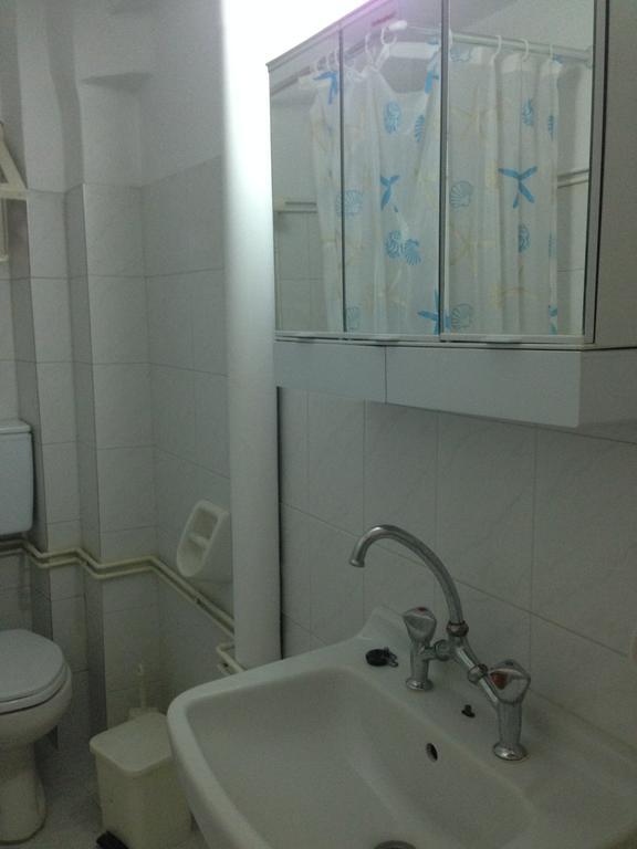 Noufara Hotel Kamena Vourla Kamer foto