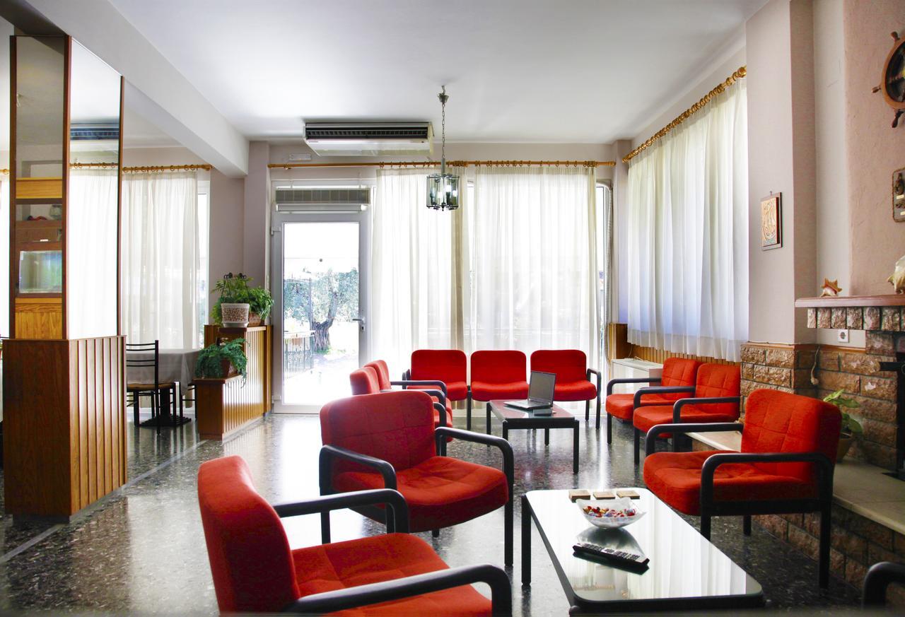 Noufara Hotel Kamena Vourla Buitenkant foto